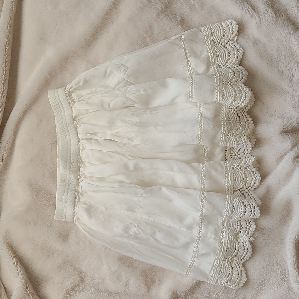 Aeropostale White Skater Skirt - Picture 2 of 4